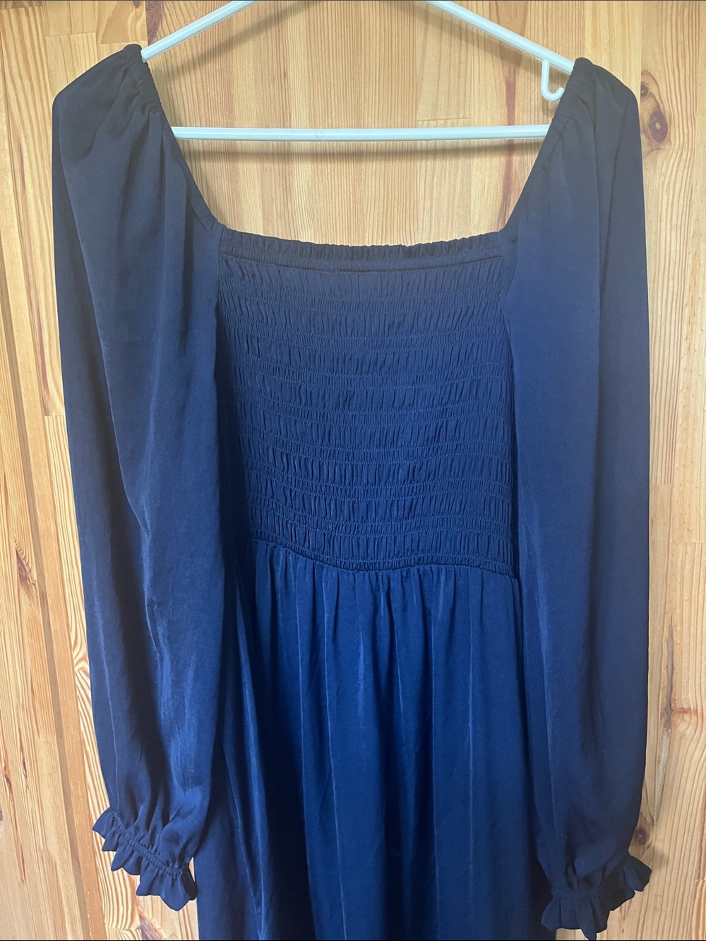 GAP Smocked Square-Neck Long Sleeve Navy Midi Dress (size M) - Picture 8 of 9